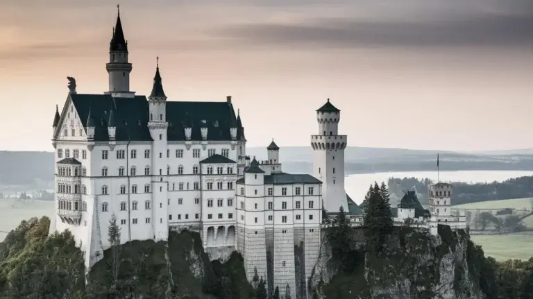 Common Palace Stay Mistakes: A 2026 Heritage Audit Guide