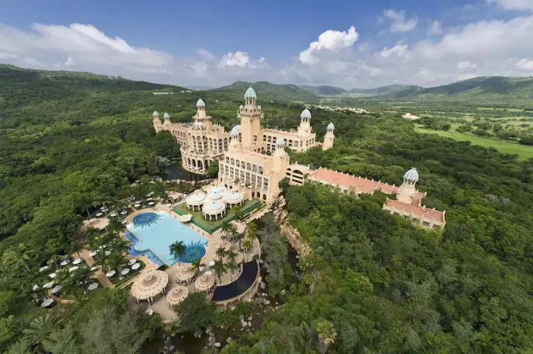 Palace Stay Ideas: Structural Preservation Framework